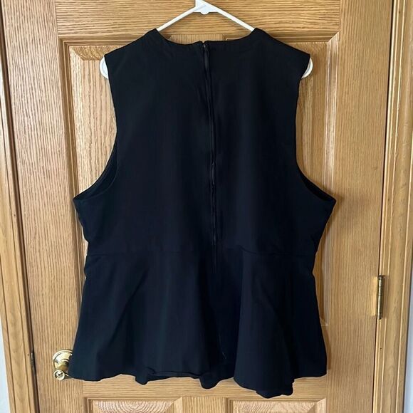 Torrid Black Woven Lace-Up Peplum Top Size 4X - Picture 6 of 9